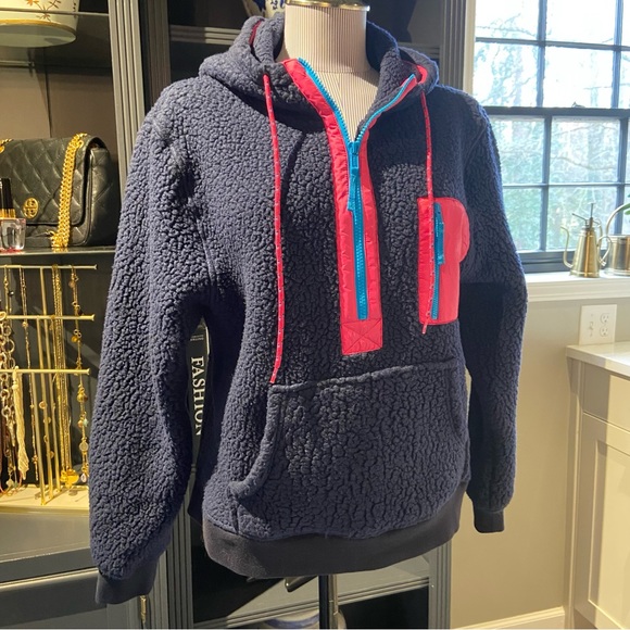 WINTER CLEARANCE J. Crew Vintage Fleece Navy & Pink Hoodie - Picture 7 of 8